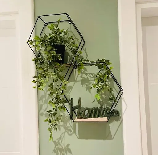 Center Luxury * 瓦爾納